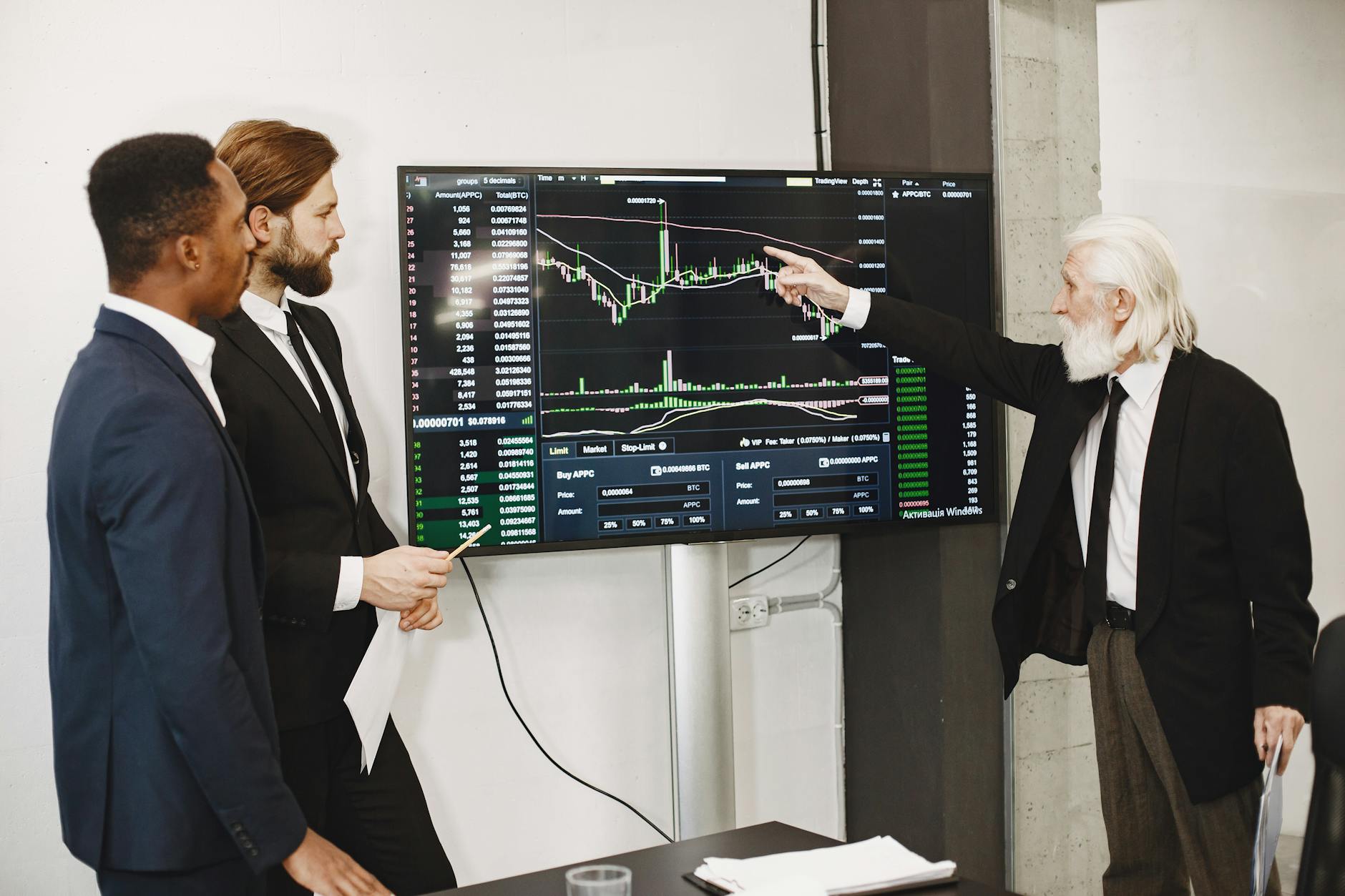 How Skills Like AI and Financial Communication Make You Irreplaceable